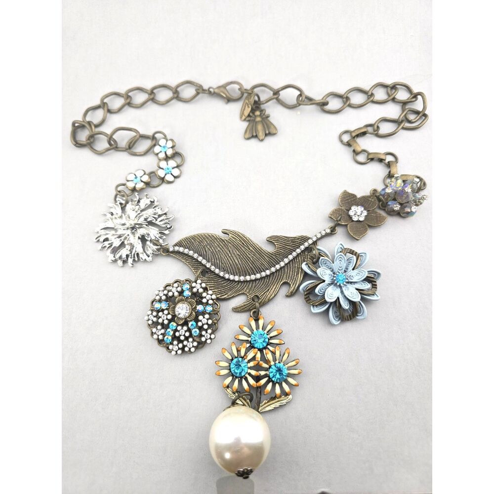 Plunder Design Charm Necklace Flower & Feather Boho Gold Tone Statement Bee